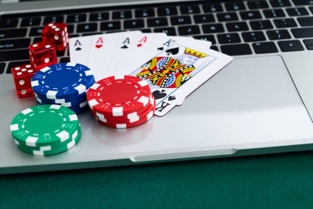 mastertogel99 app home screen showing Money Train slot, live blackjack table, and Liga 1 betting options